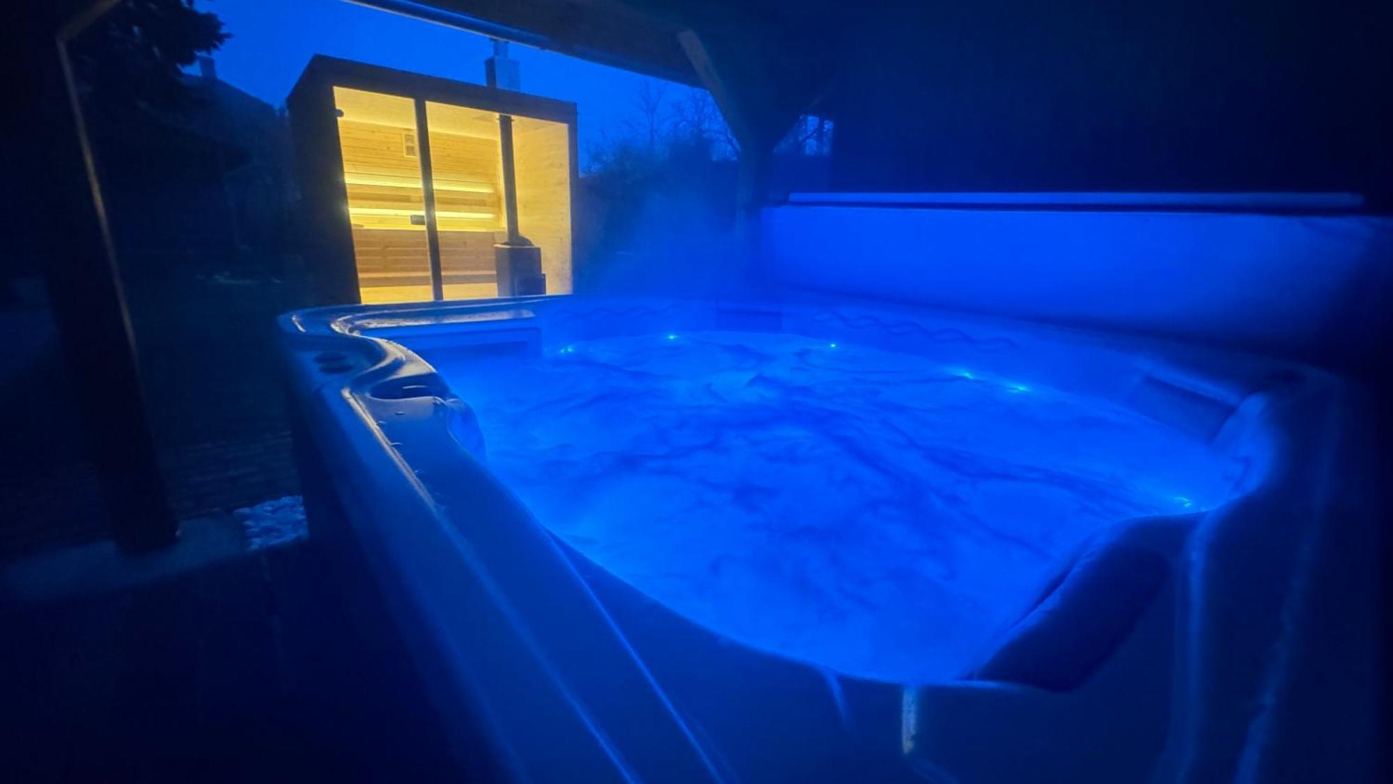 Balaton Apartman Balatonmariafurdo Bagian luar foto