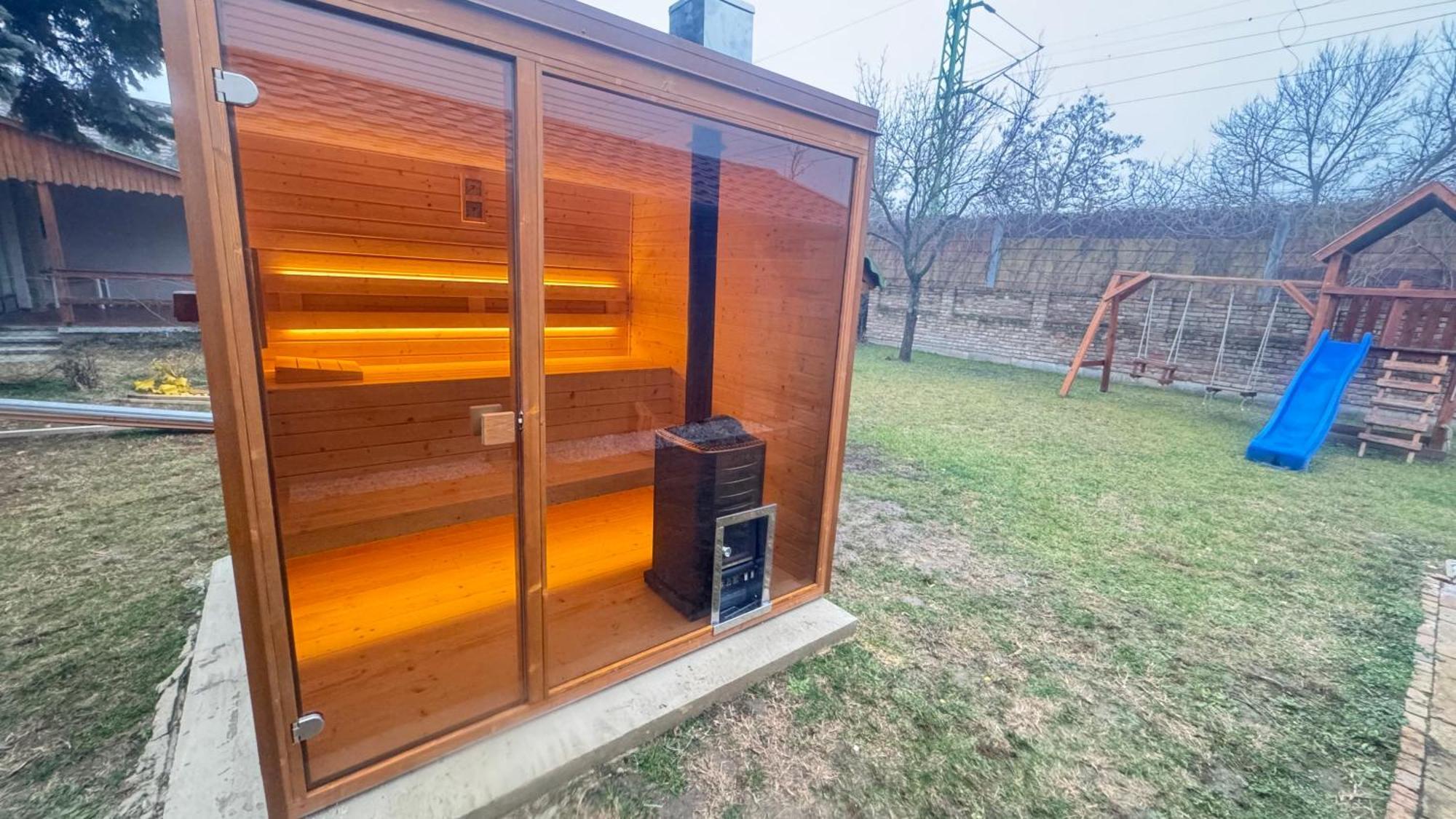 Balaton Apartman Balatonmariafurdo Bagian luar foto