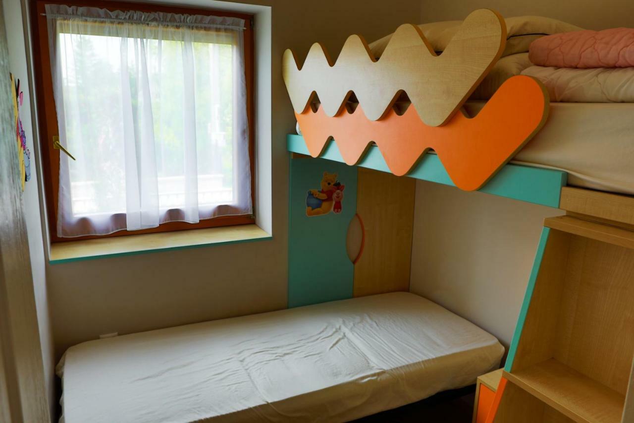 Balaton Apartman Balatonmariafurdo Bagian luar foto