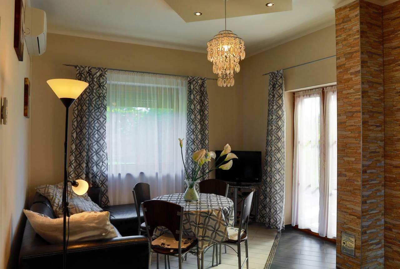 Balaton Apartman Balatonmariafurdo Bagian luar foto